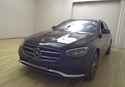 Mercedes-Benz E 300, 2022 2