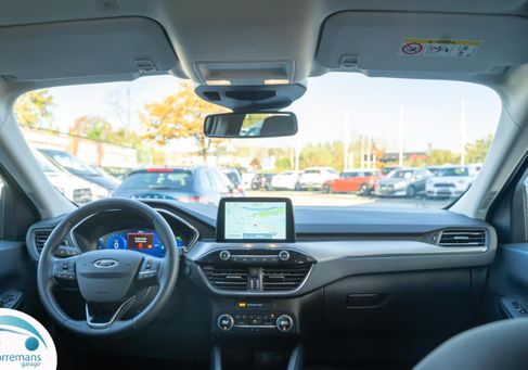 Ford Kuga, 2022
