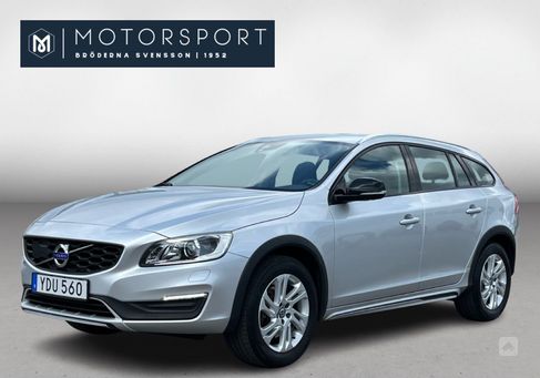 Volvo V60 Cross Country, 2017