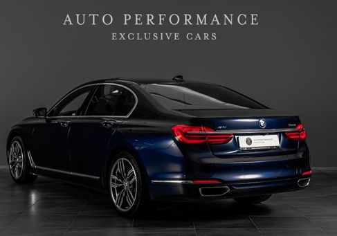 BMW 750, 2017