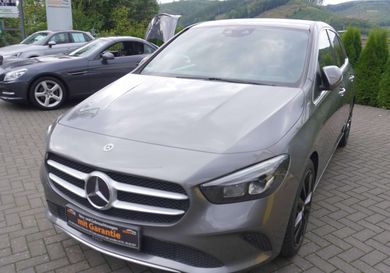 Mercedes-Benz B 180, 2020