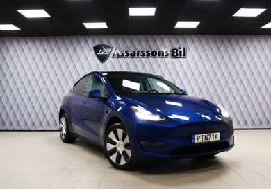 Tesla Model Y, 2023