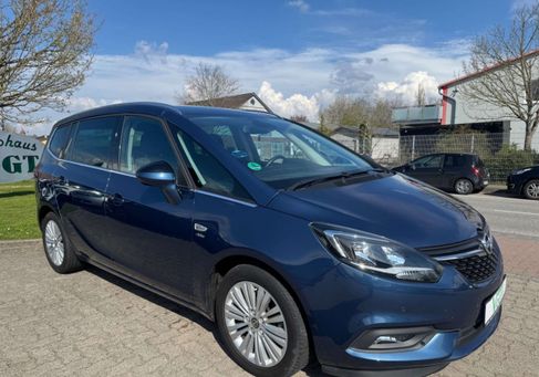 Opel Zafira, 2017