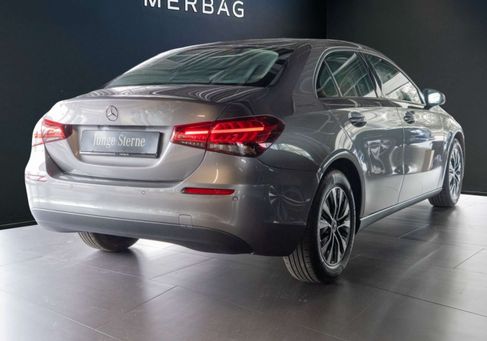 Mercedes-Benz A 180, 2022