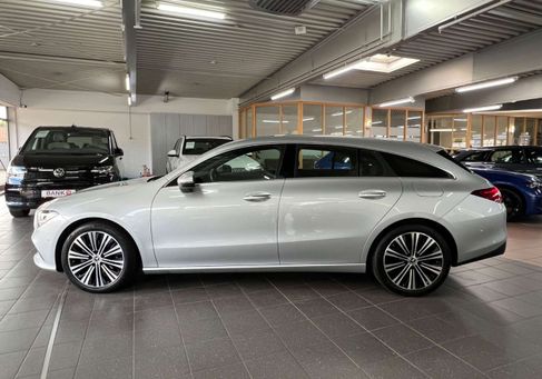 Mercedes-Benz CLA 200, 2023 2
