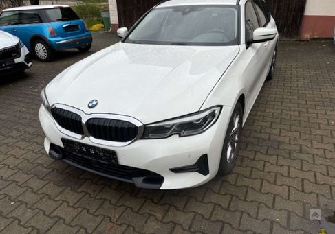 BMW 320, 2021