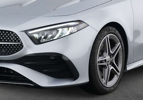 Mercedes-Benz A 200, 2025 3