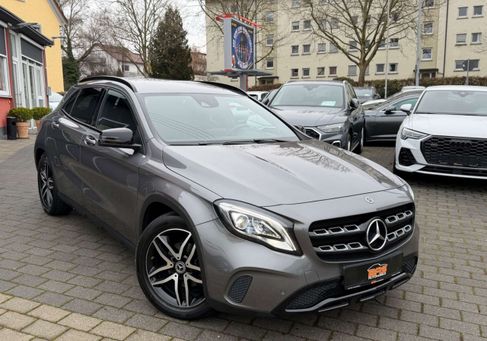 Mercedes-Benz GLA 220, 2019