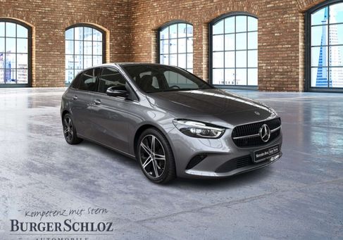Mercedes-Benz B 200, 2025