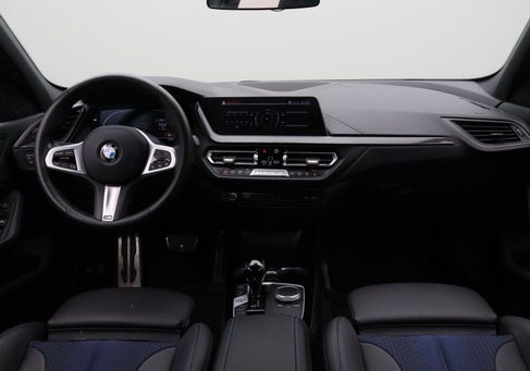 BMW 118, 2022 3