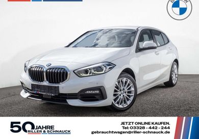 BMW 116, 2021