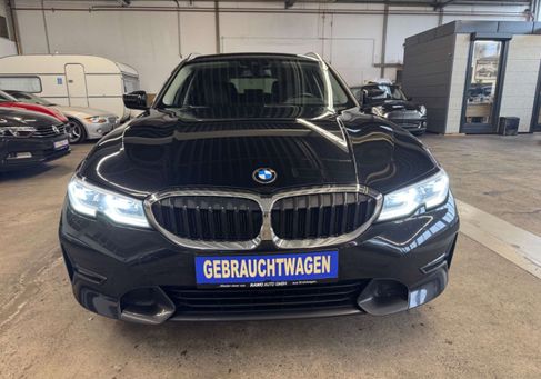 BMW 320, 2021 2