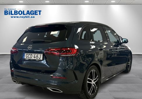 Mercedes-Benz B 220, 2023