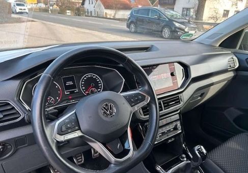 Volkswagen T-Cross, 2020