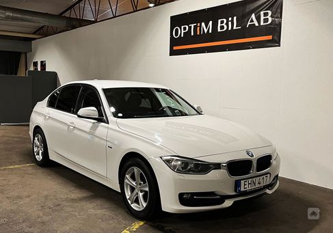 BMW 320, 2013