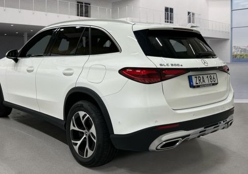 Mercedes-Benz GLC 300, 2023