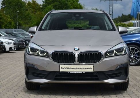 BMW 218, 2020 3