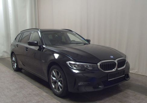 BMW 320, 2021