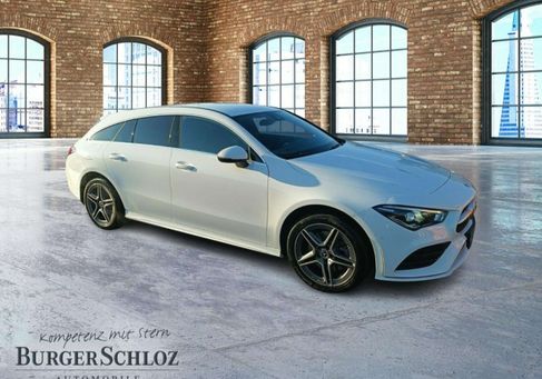 Mercedes-Benz CLA 250, 2022