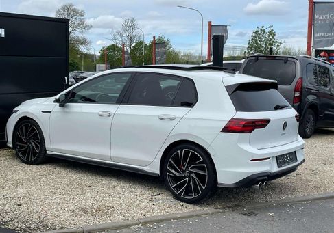 Volkswagen Golf, 2021 3