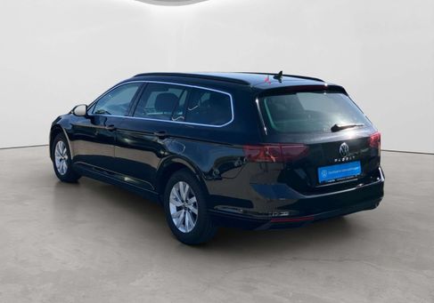 Volkswagen Passat Variant, 2023 3