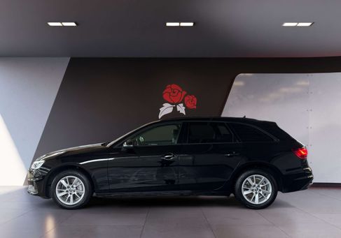 Audi A4, 2021