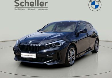 BMW 118, 2023