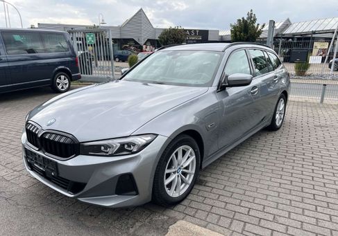 BMW 330, 2023 3