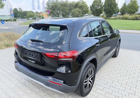Mercedes-Benz GLA 220, 2023 3