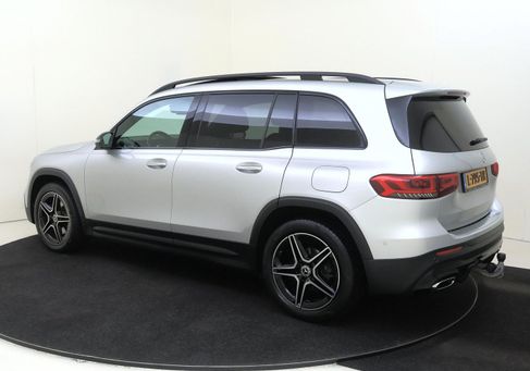 Mercedes-Benz GLB 180, 2021