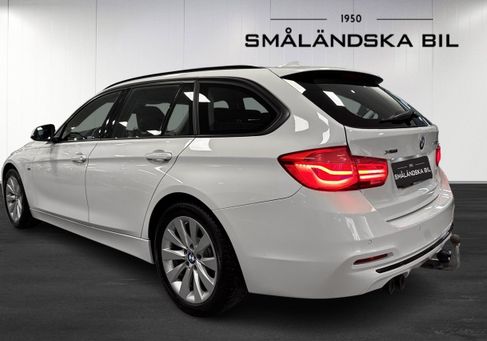 BMW 320, 2016