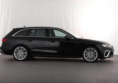 Audi A4, 2021