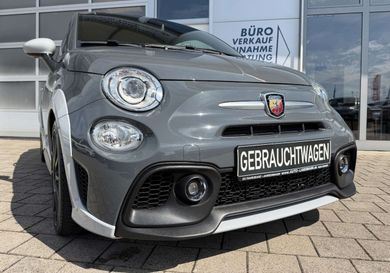 Abarth 695, 2022