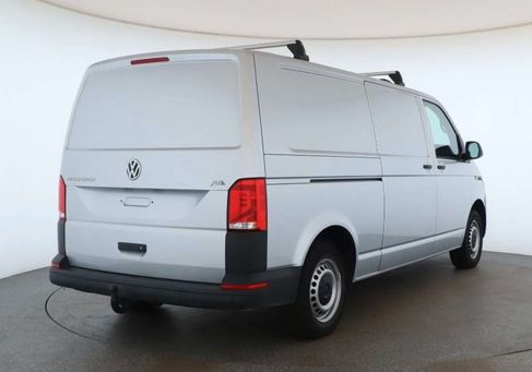 Volkswagen T6 Transporter, 2022