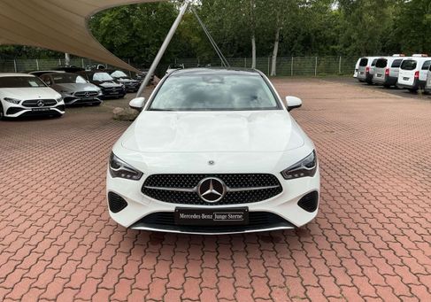 Mercedes-Benz CLA 180, 2025