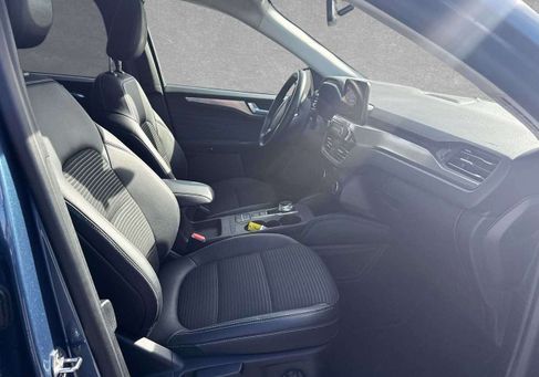 Ford Kuga, 2022