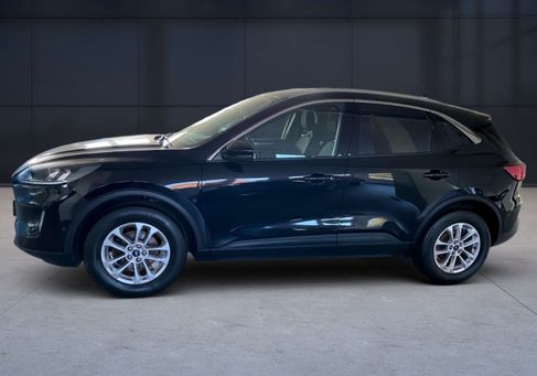 Ford Kuga, 2022