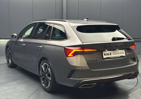 Skoda Octavia, 2023 3