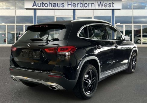 Mercedes-Benz GLA 200, 2020 3
