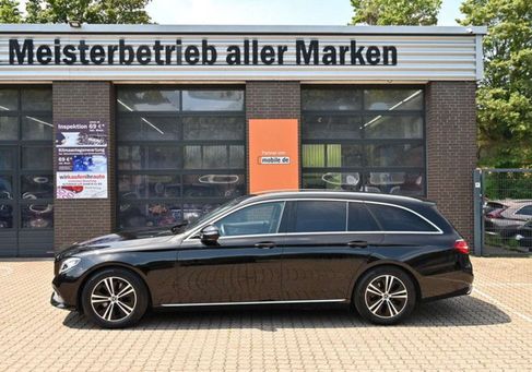 Mercedes-Benz E 200, 2019 3
