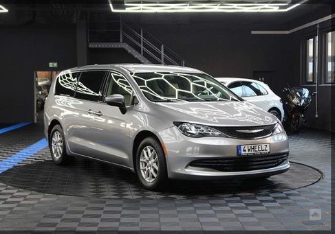 Chrysler Pacifica, 2018