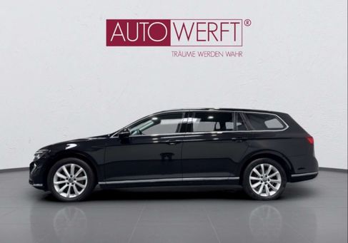 Volkswagen Passat Variant, 2023 3