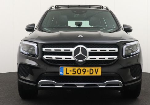 Mercedes-Benz GLB 200, 2021