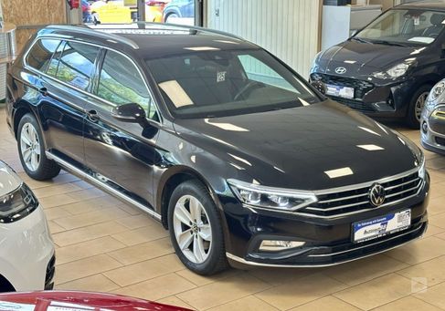 Volkswagen Passat, 2022