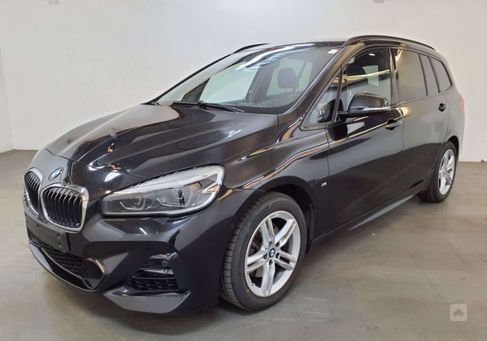 BMW 218, 2022