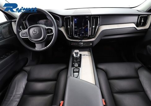 Volvo XC60, 2021