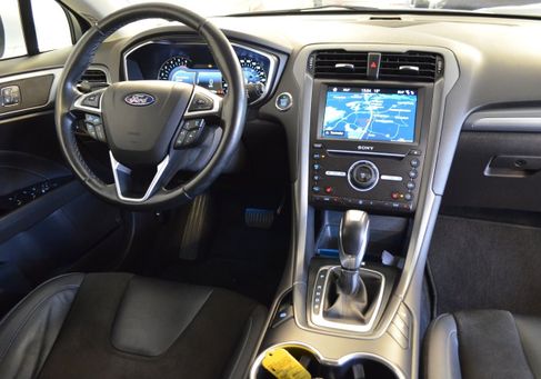 Ford Mondeo, 2019 3