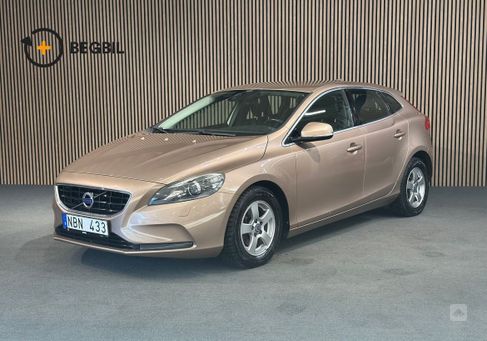 Volvo V40, 2013