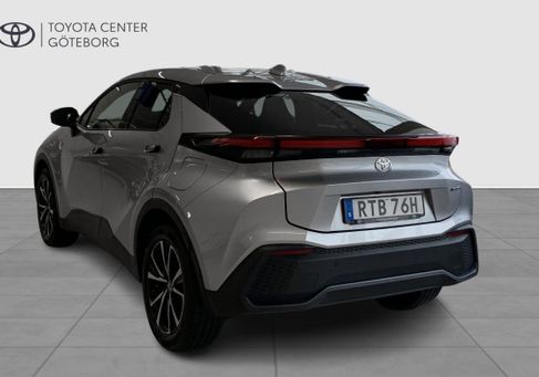 Toyota C-HR, 2024 3