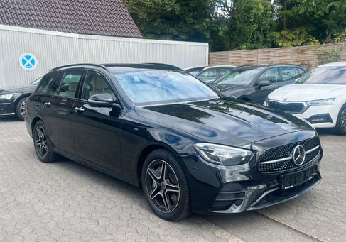 Mercedes-Benz E 300, 2022
